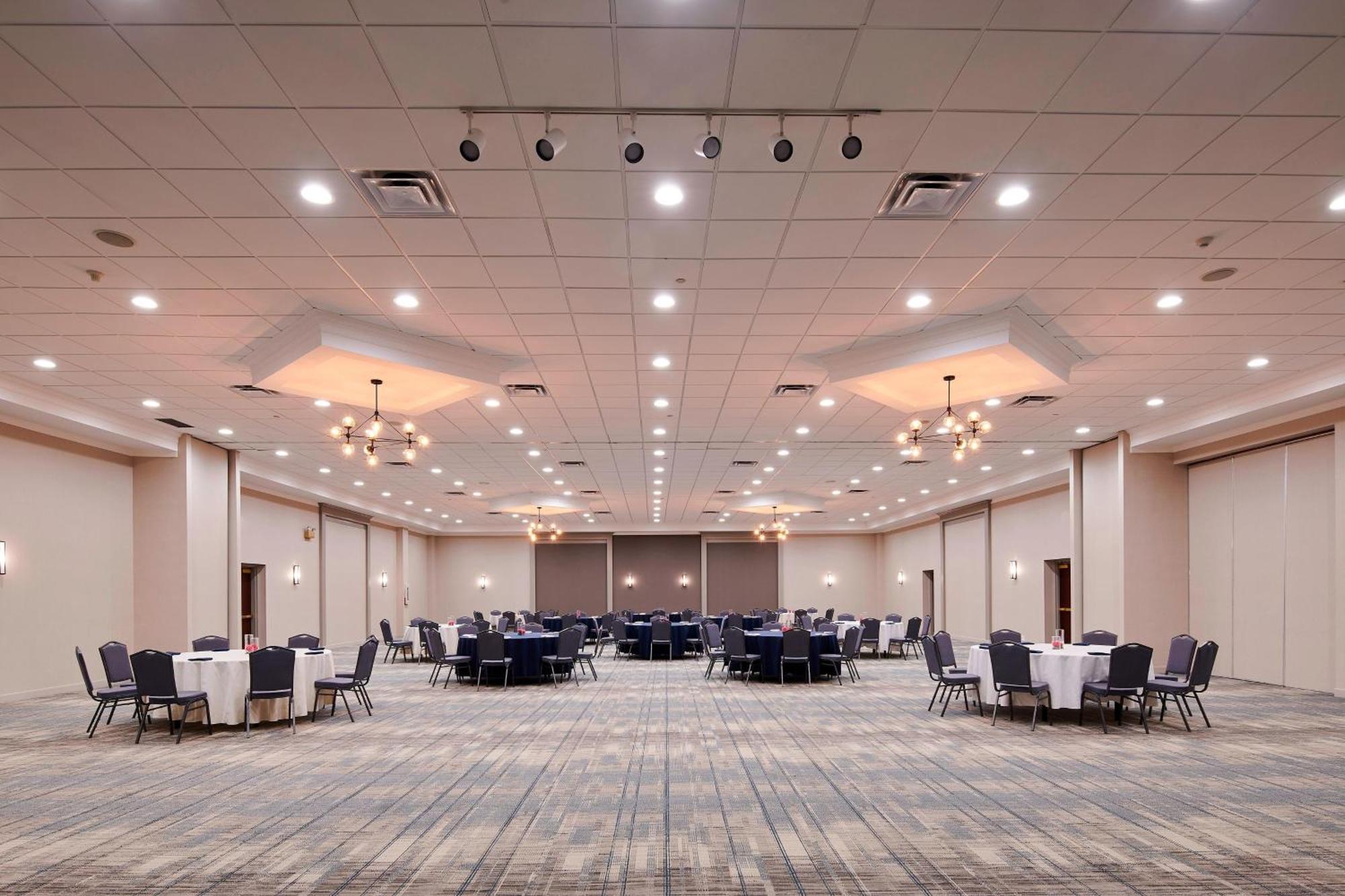 Four Points By Sheraton Cleveland-eastlake 4* Eastlake