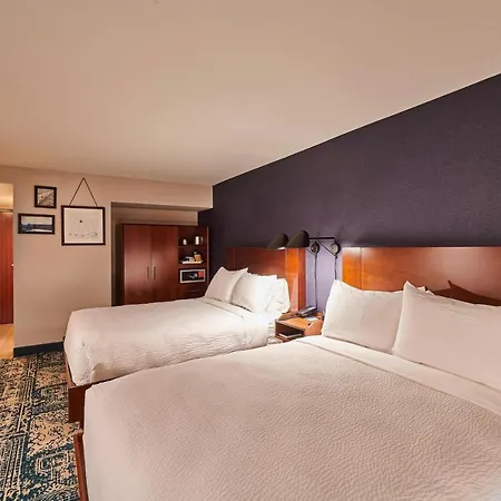 Hotel Four Points By Sheraton Cleveland-Eastlake Esterno foto