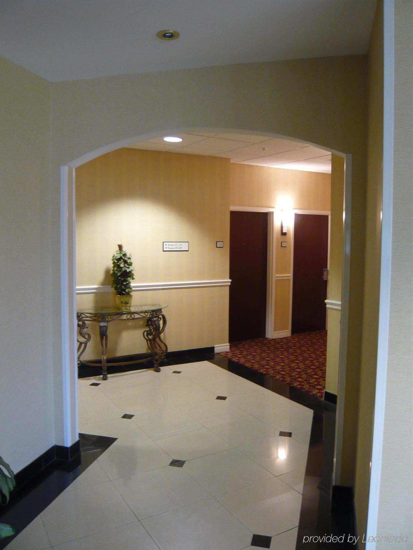 Four Points By Sheraton Cleveland-eastlake 4*