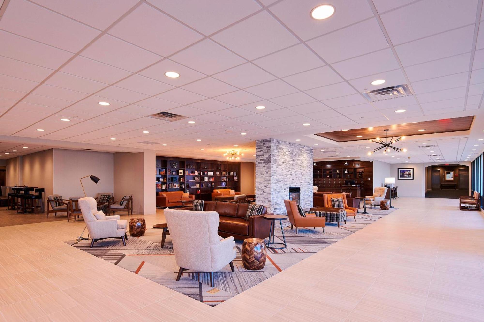 Four Points By Sheraton Cleveland-eastlake 4*