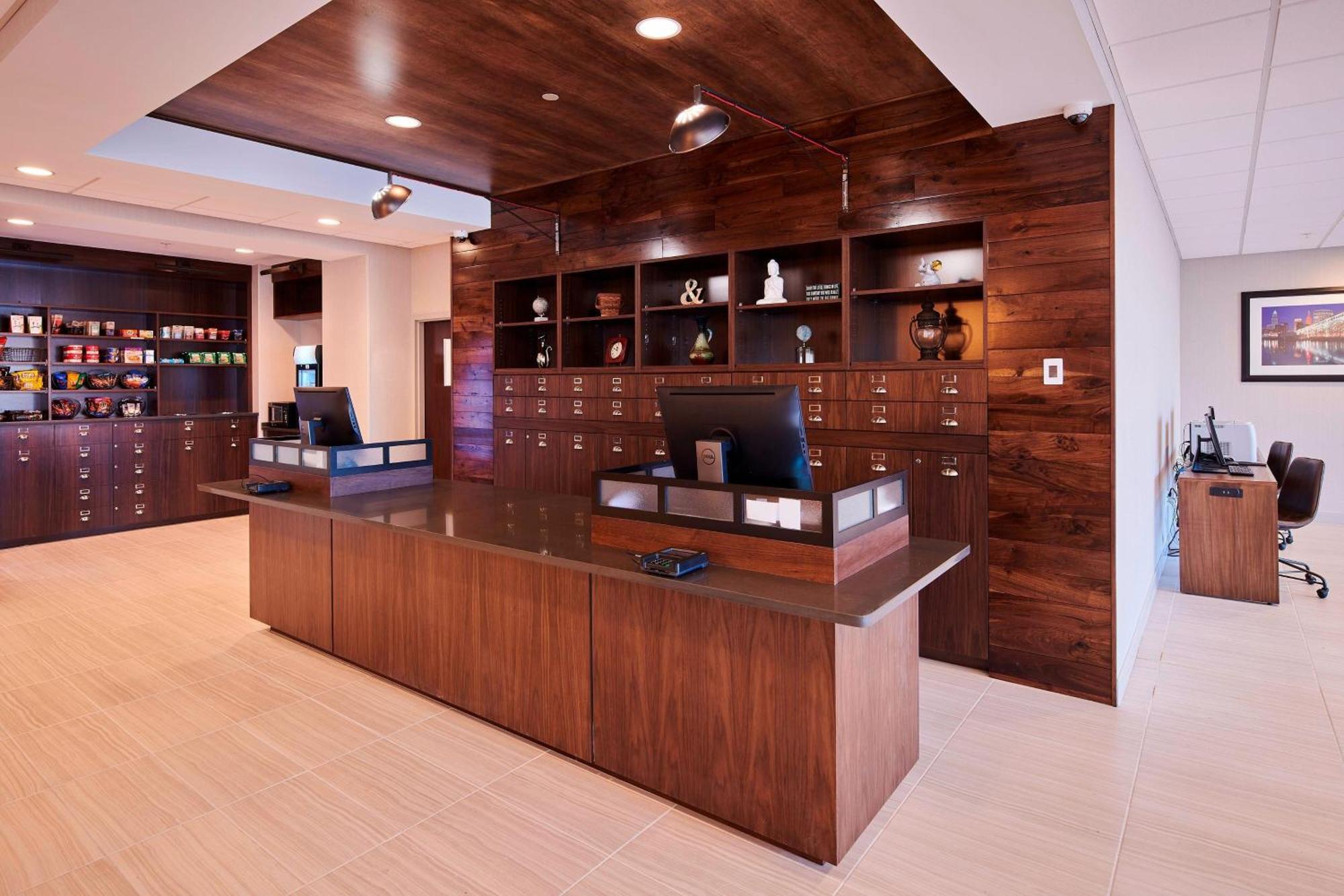 Four Points By Sheraton Cleveland-eastlake 4* Eastlake