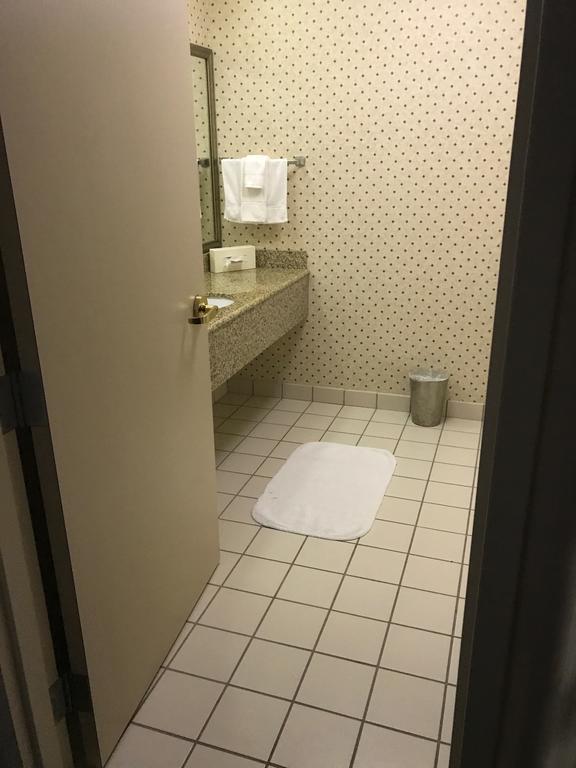 Four Points By Sheraton Cleveland-eastlake